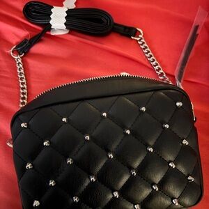 Chic Black Quilted Crossbody Bag with Chain Strap